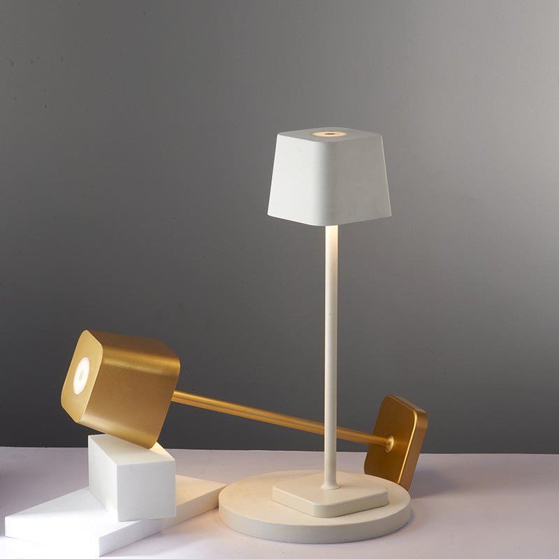 Lumissa - Cordless table lamp (Gold)