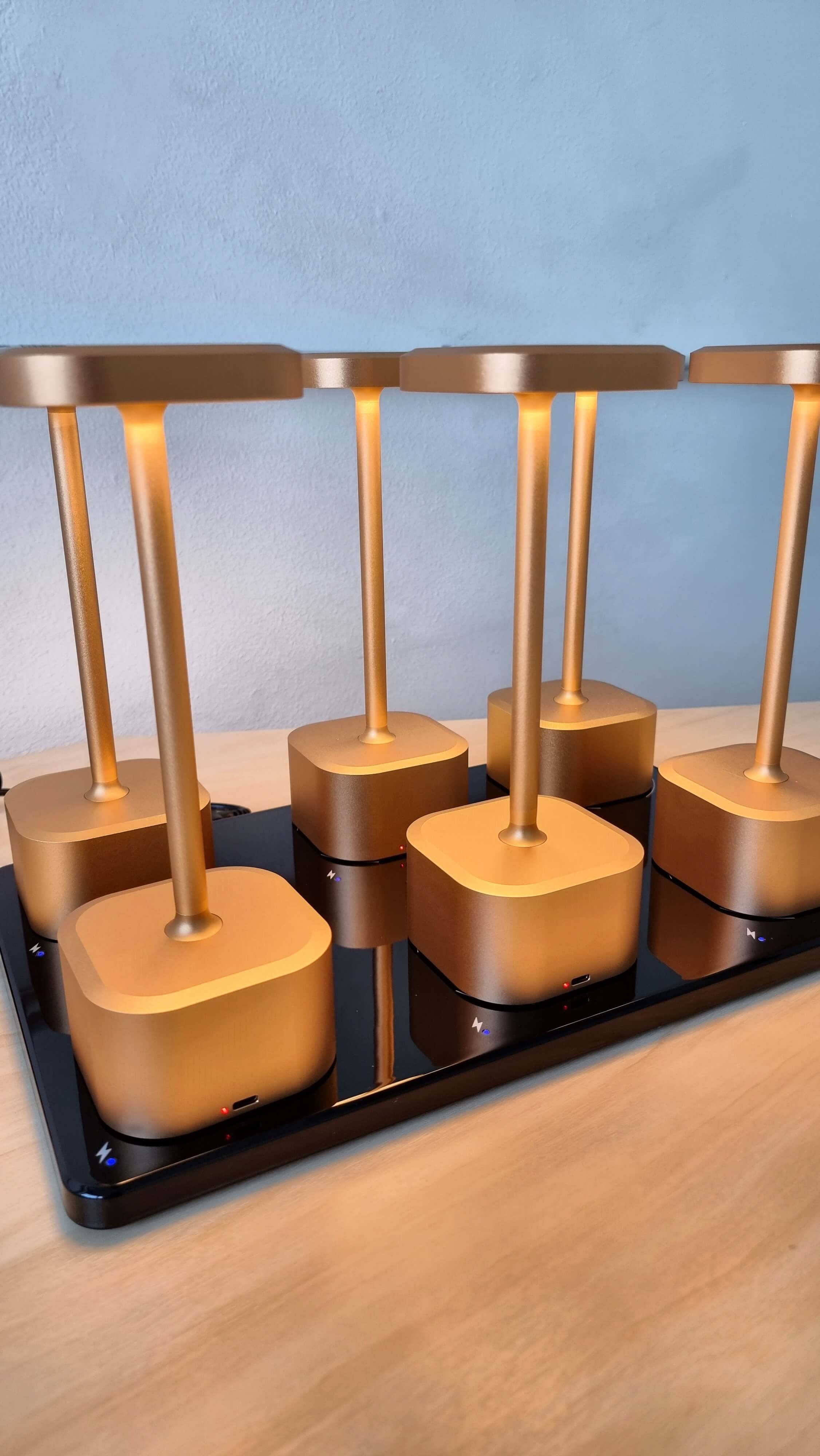 Wireless Charging Lamp Lunelle