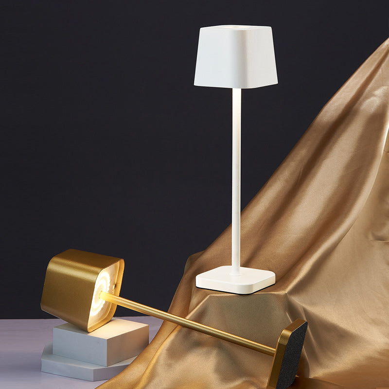 Lumissa - Cordless table lamp (Gold)