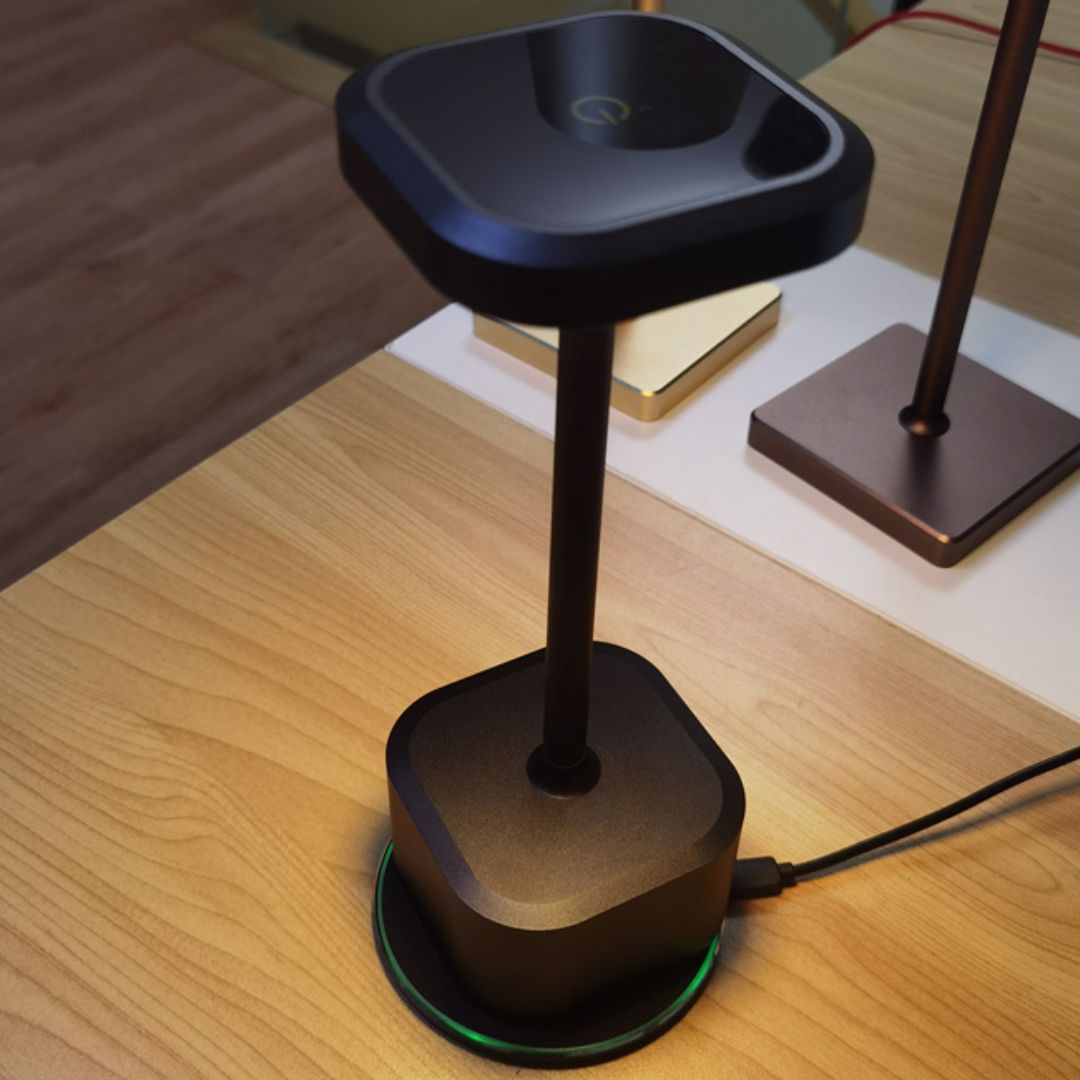 Wireless Charging Lamp Lunelle